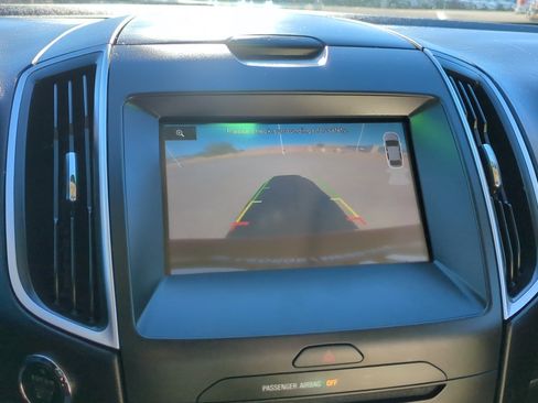 Used 2015 Ford Edge SEL w/ Equipment Group 201A image 23