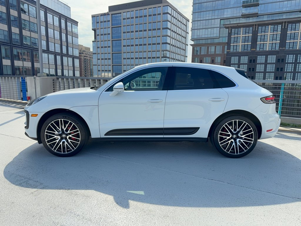 Certified 2024 Porsche Macan S AWD/4WD image 2