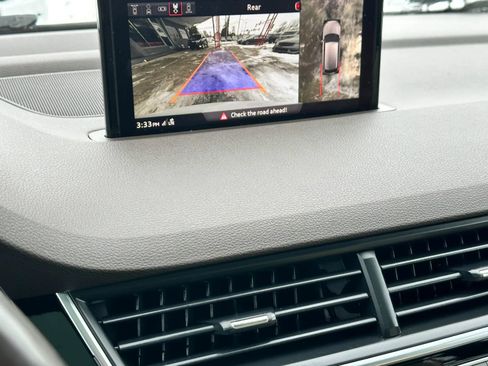 Used 2017 Audi Q7 3.0T Premium Plus image 26