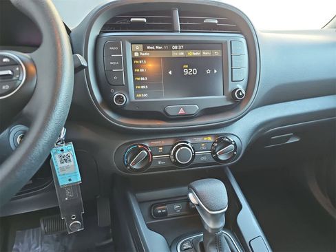 Used 2025 Kia Soul S image 20