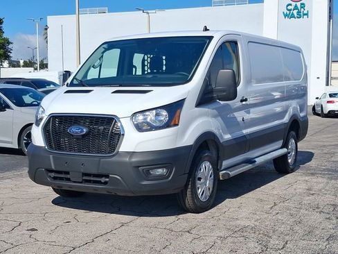 Used 2025 Ford Transit 250 Low Roof w/ Exterior Upgrade Package RWD image 2