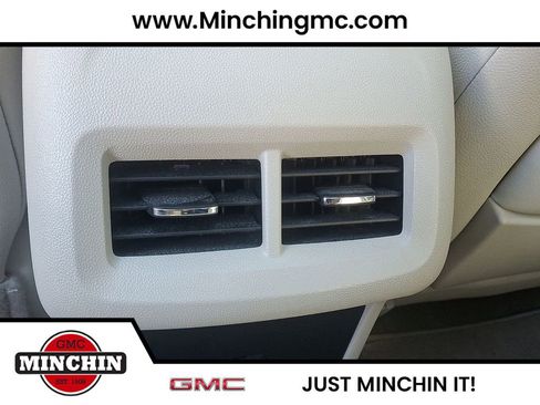 Used 2022 GMC Terrain Denali image 22