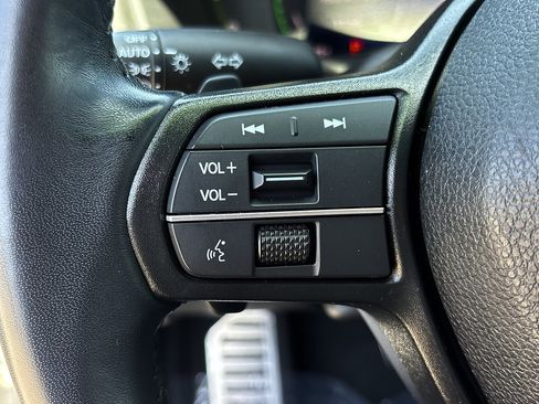 Used 2023 Honda Accord Sport image 19