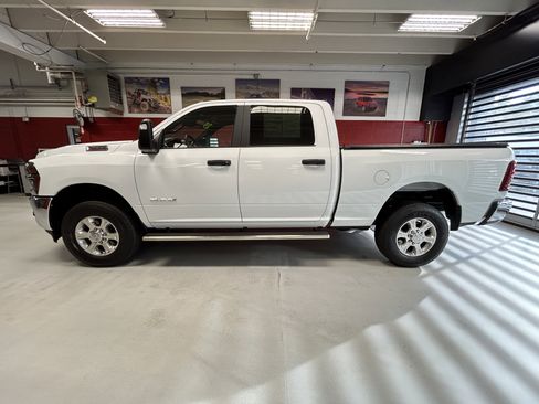 Certified 2025 RAM 2500 Big Horn AWD/4WD image 2