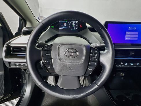 Used 2026 Toyota Prius FWD image 17