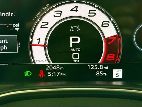 Used 2026 Audi RS 6 performance AWD/4WD image 12