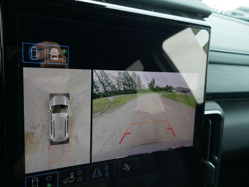 New 2026 GMC Acadia AT4 AWD/4WD image 28