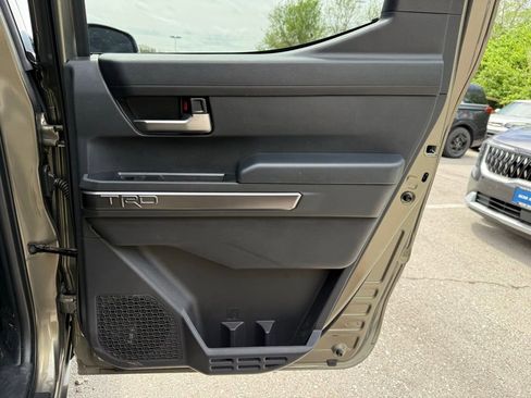 Used 2025 Toyota Tacoma TRD Sport w/ TRD Sport Premium Package image 17