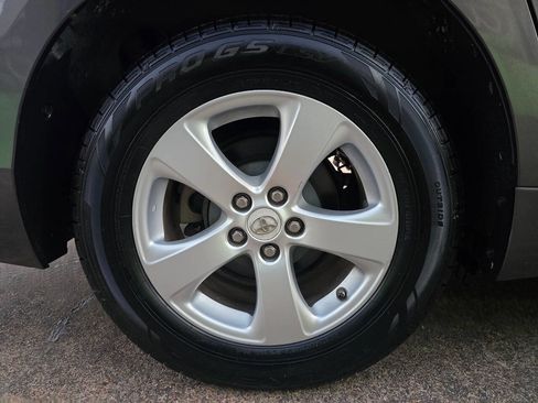 Used 2012 Toyota Sienna LE image 65