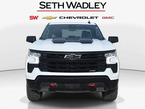 Used 2024 Chevrolet Silverado 1500 LT Trail Boss w/ Protection Package image 2