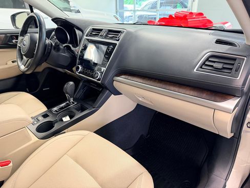 Used 2018 Subaru Outback 2.5i Limited AWD/4WD image 27