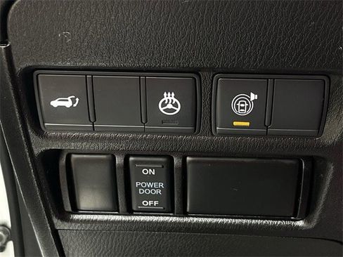 Used 2022 Nissan Armada Platinum w/ Captain's Chairs Package image 25