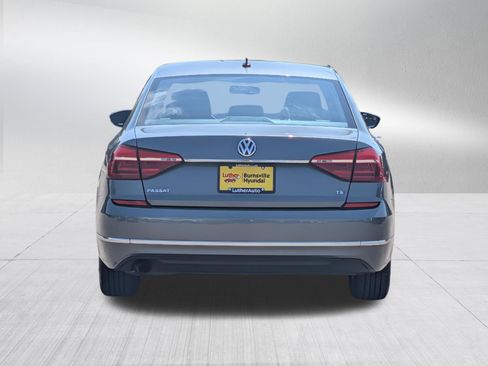 Used 2016 Volkswagen Passat 1.8T R-Line FWD image 6