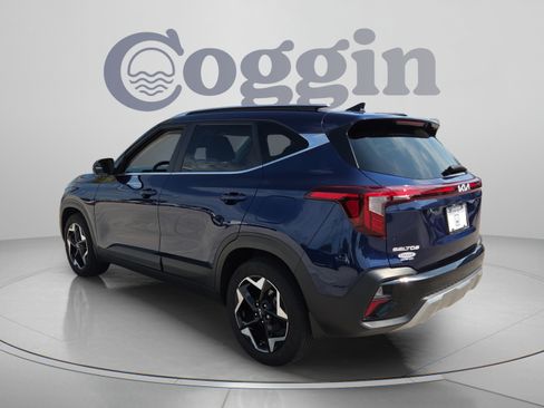 Used 2025 Kia Seltos EX w/ EX Sunroof Package FWD image 3