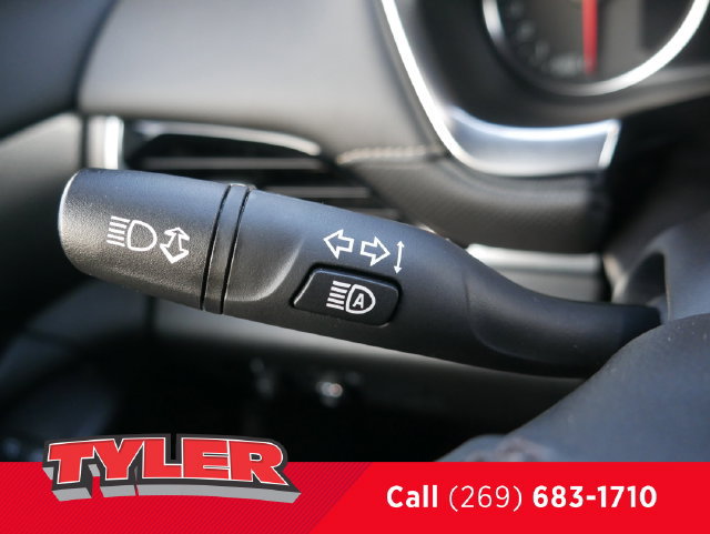Used 2023 Chevrolet Traverse Premier w/ LPO, Floor Liner Package FWD image 22