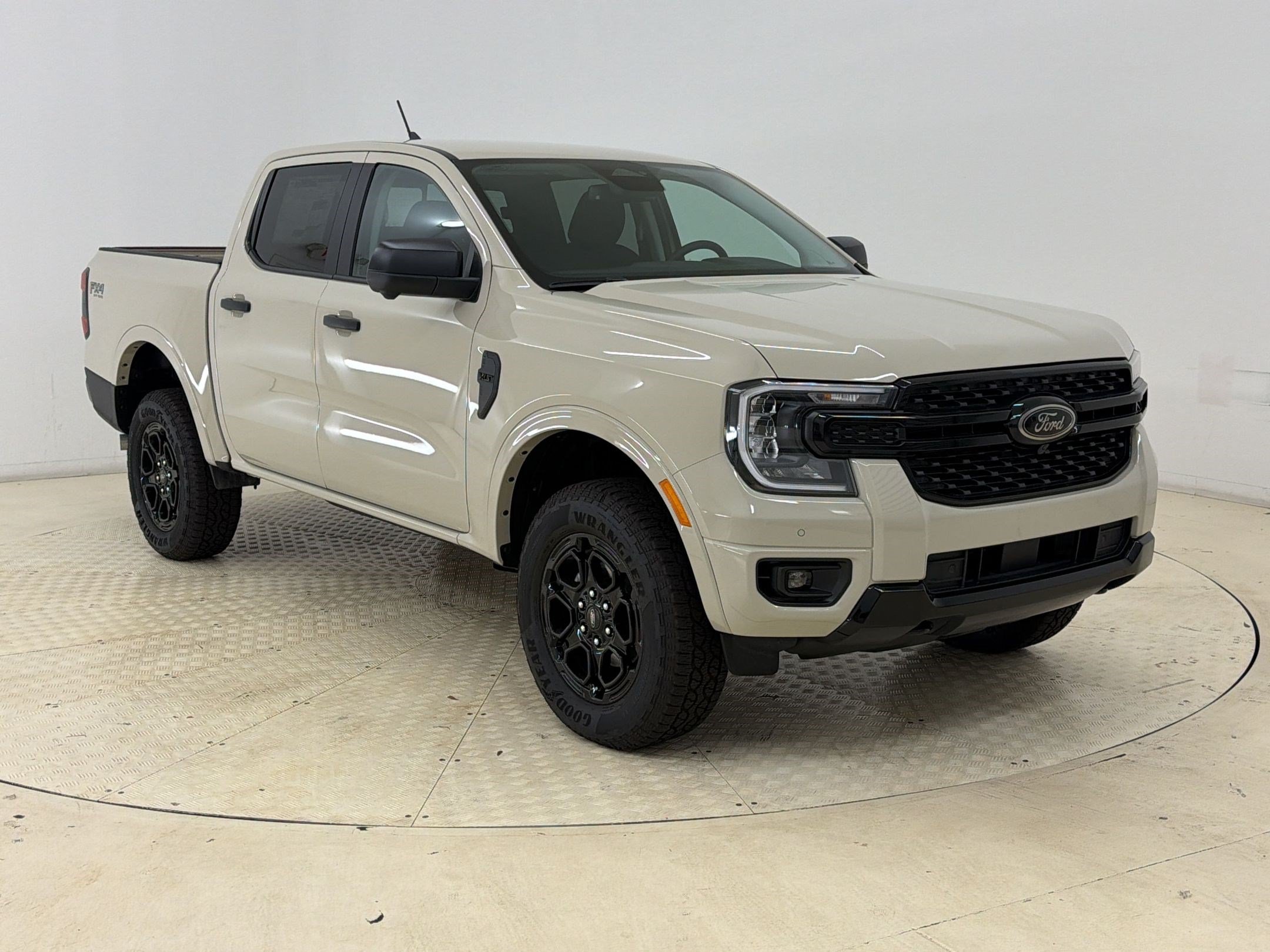 New 2026 Ford Ranger XLT w/ Equipment Group 301A High AWD/4WD image 7