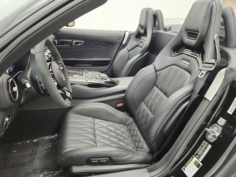 Certified 2021 Mercedes-Benz AMG GT Roadster image 15