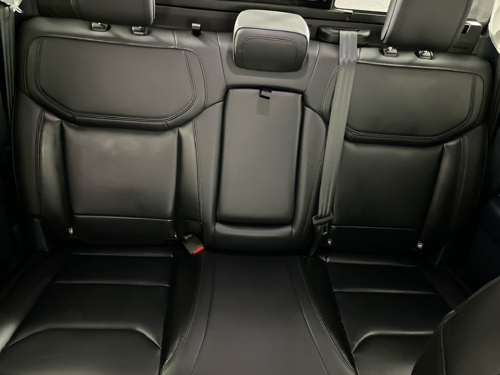 Used 2024 Ford Maverick Lariat w/ Black Appearance Package FWD image 32