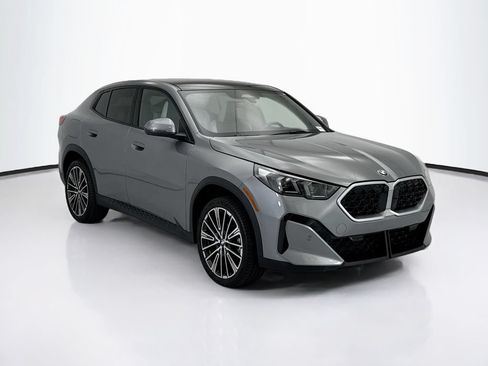 Certified 2026 BMW X2 xDrive28i AWD/4WD image 3