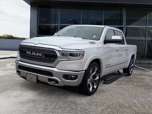 Used 2019 RAM 1500 Limited AWD/4WD image 5