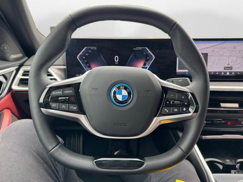 Used 2025 BMW i4 xDrive40i w/ Premium Package AWD/4WD image 10