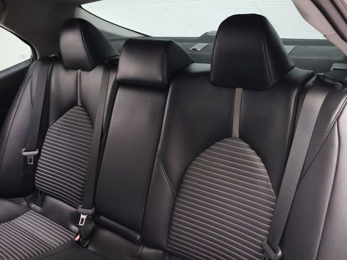 Certified 2023 Toyota Camry SE FWD image 18