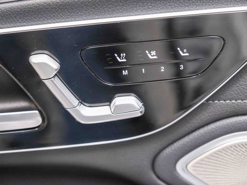 Certified 2022 Mercedes-Benz EQS 580 4MATIC Sedan image 22