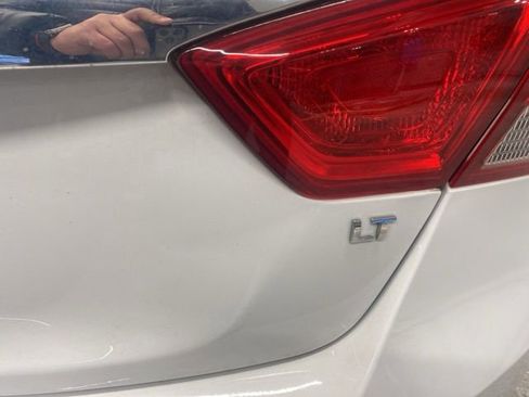 Used 2020 Chevrolet Impala LT w/ LT Convenience Package image 7