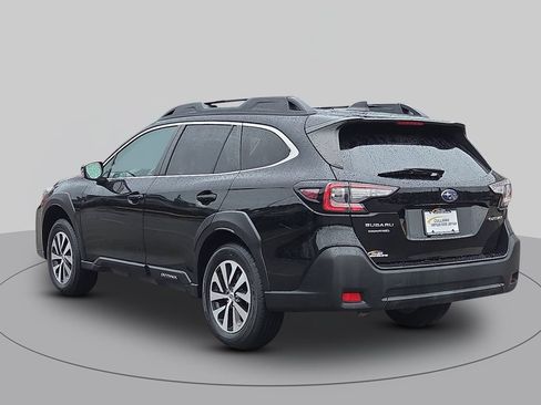 Used 2023 Subaru Outback Premium AWD/4WD image 5