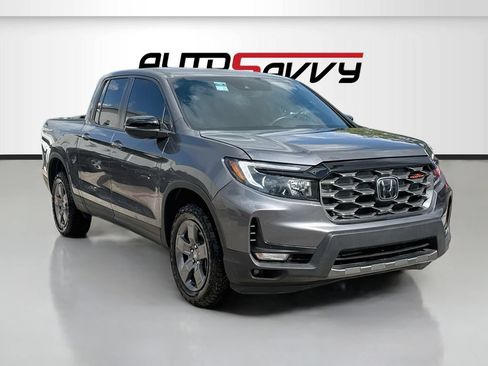 Used 2025 Honda Ridgeline TrailSport image 1