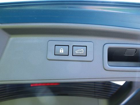 Used 2025 Subaru Forester Wilderness AWD/4WD image 17