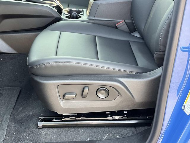 New 2026 GMC Canyon Elevation w/ Convenience Package RWD image 23