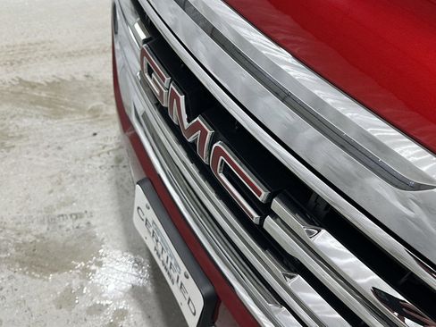 Used 2023 GMC Acadia SLE w/ Driver Convenience Package image 26