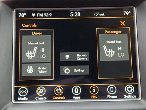 Used 2018 Jeep Grand Cherokee Limited image 24