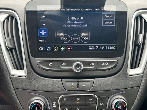 Used 2023 Chevrolet Malibu LT image 29