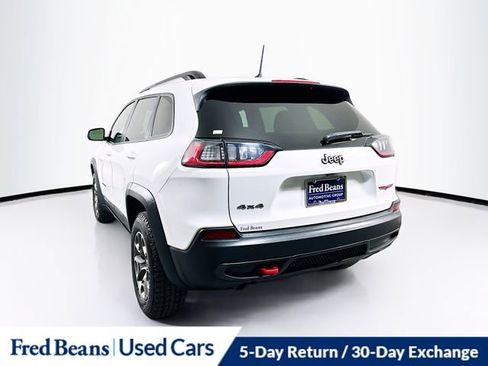 Used 2022 Jeep Cherokee Trailhawk w/ Premium Leather Package AWD/4WD image 5