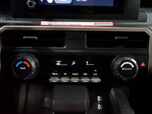 Certified 2025 Toyota Tacoma SR5 image 22