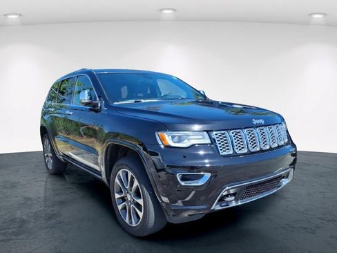 Used 2018 Jeep Grand Cherokee Overland w/ Interior Metal Package AWD/4WD image 10