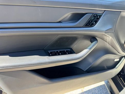 Used 2020 Porsche Taycan 4S image 14