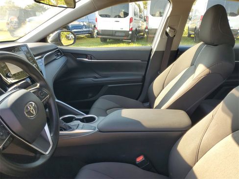 Used 2023 Toyota Camry LE image 13