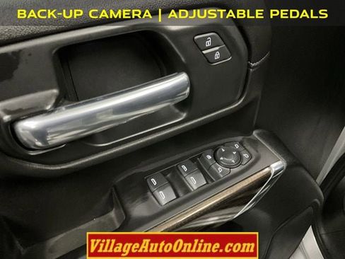 Used 2021 Chevrolet Silverado 2500 LT w/ Convenience Package image 15