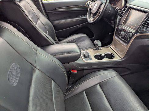 Used 2014 Jeep Grand Cherokee Overland image 11