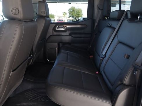 Used 2025 Chevrolet Silverado 1500 LT Trail Boss w/ Convenience Package II image 29