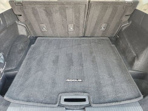 Certified 2023 Nissan Rogue SV FWD image 23