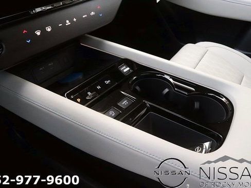 New 2026 Nissan Murano Platinum w/ Cargo Package AWD/4WD image 22