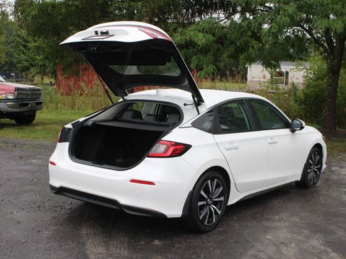 Used 2023 Honda Civic EX-L image 7