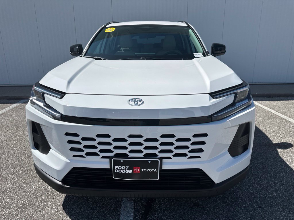 Used 2026 Toyota RAV4 XLE Premium AWD/4WD image 11