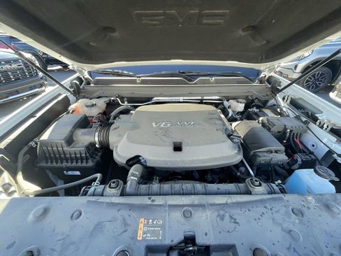 Used 2022 GMC Canyon AT4 w/ Trailering Package image 33