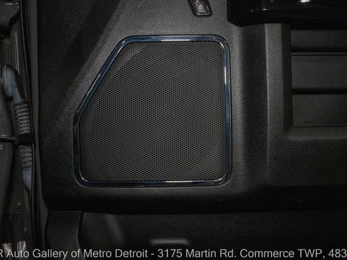 Used 2019 Ford F150 Lariat w/ Equipment Group 502A Luxury AWD/4WD image 36