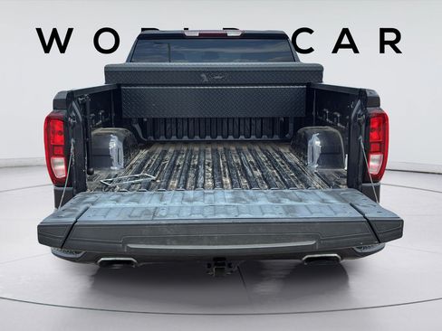 Used 2022 GMC Sierra 1500 Elevation w/ X31 Off-Road Package AWD/4WD image 18